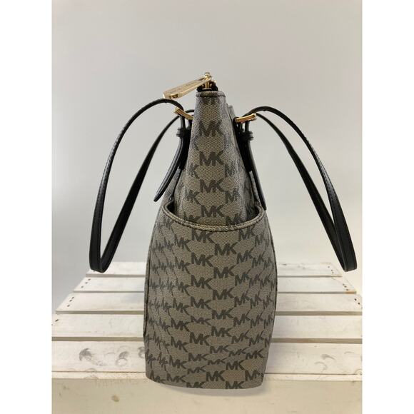 MICHAEL KORS, GRAY BLACK LEATHER SIGNATURE PRINT SHOULDER BAG - Picture 3 of 15